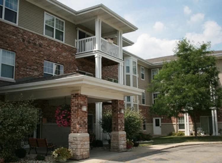 Greenfield apartments for rent - image - 1.jpeg