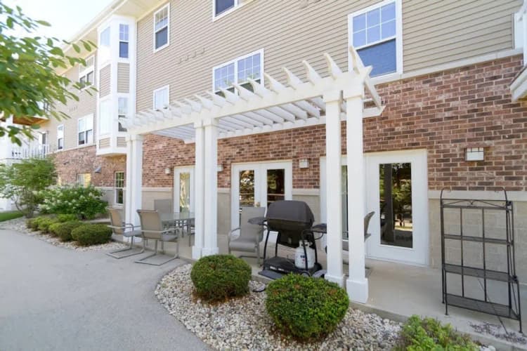 Greenfield apartments for rent - image - 13.jpg