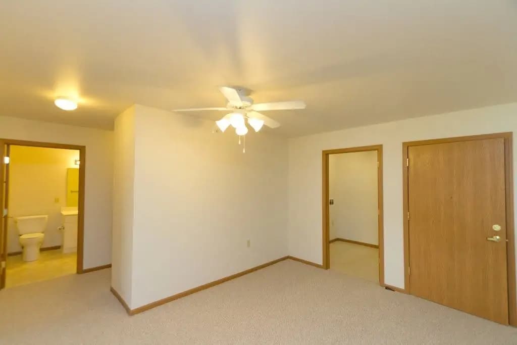 Greenfield apartments for rent - image - IMG_3480(1).jpg