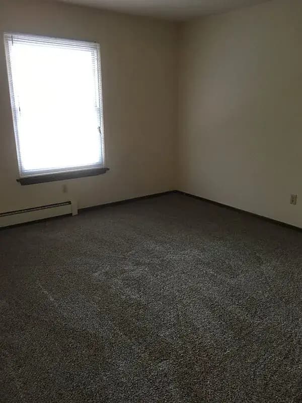 English Meadows Apartment Homes - Apartment - 20
