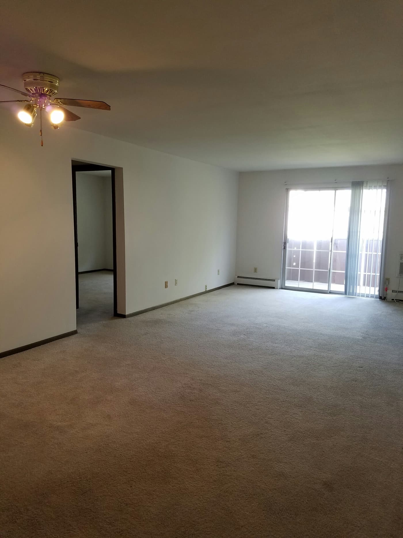 English Meadows Apartment Homes - Apartment - 16