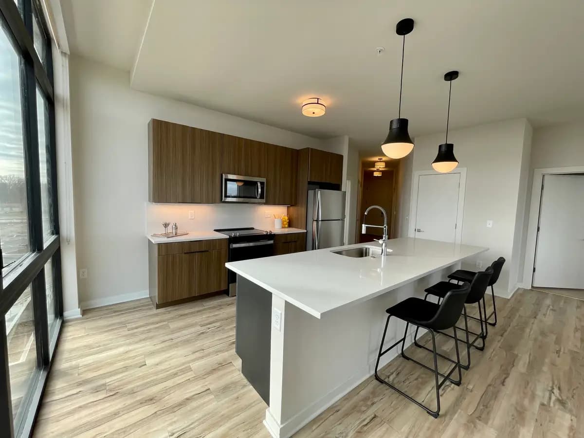 Loomis Crossing Apartments - Apartment - 15