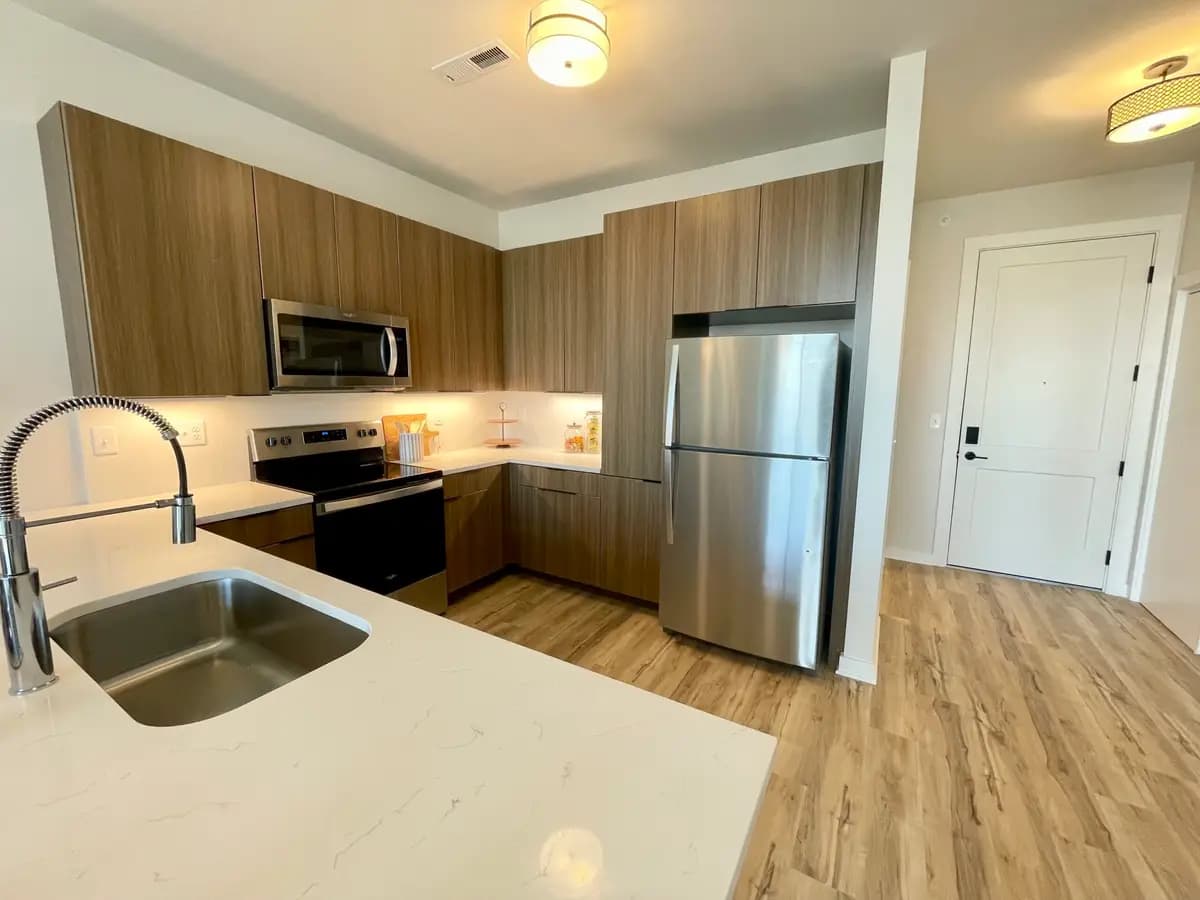 Loomis Crossing Apartments - Apartment - 20