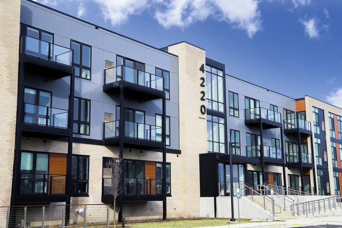 Loomis Crossing Apartments - Apartment - 3