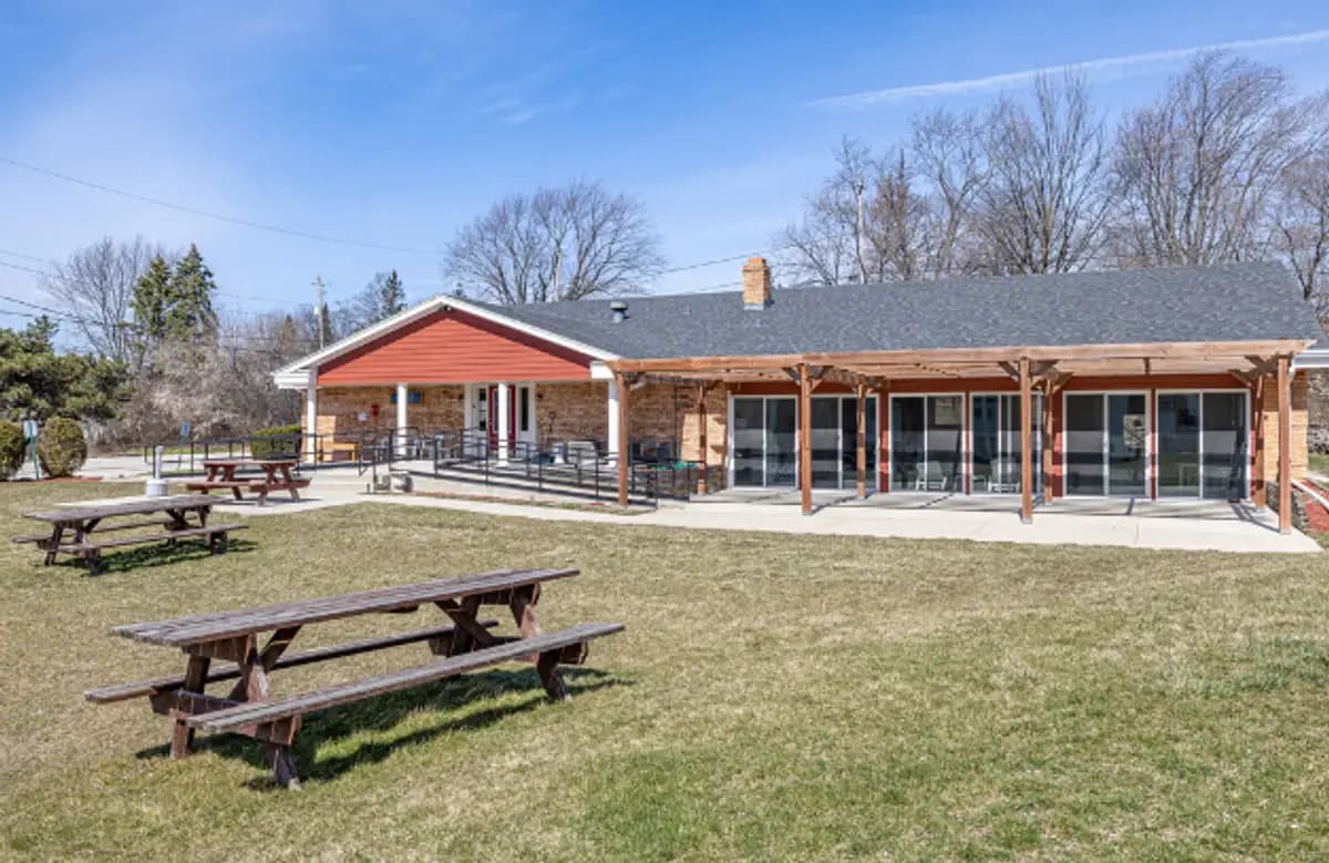 Willowick Apts - Apartment - 21