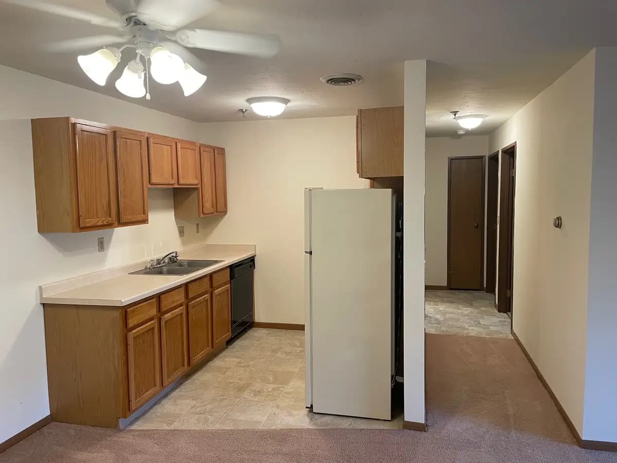 Greenfield Park Apartments - Apartment - 12