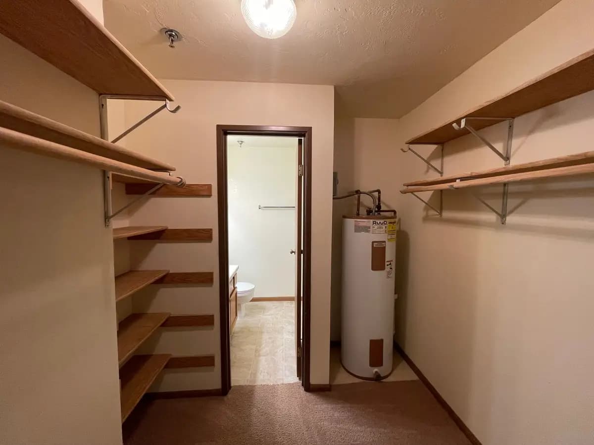 Greenfield Park Apartments - Apartment - 13