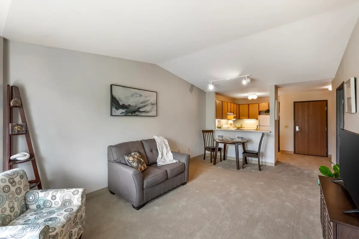 undefined apartments for rent - image - CS3_0016Large.jpeg - 3