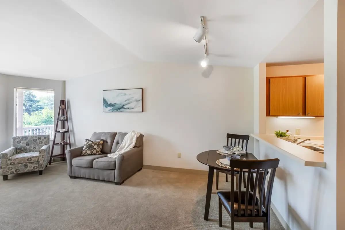 undefined apartments for rent - image - CS3_0018Large.jpeg - 2