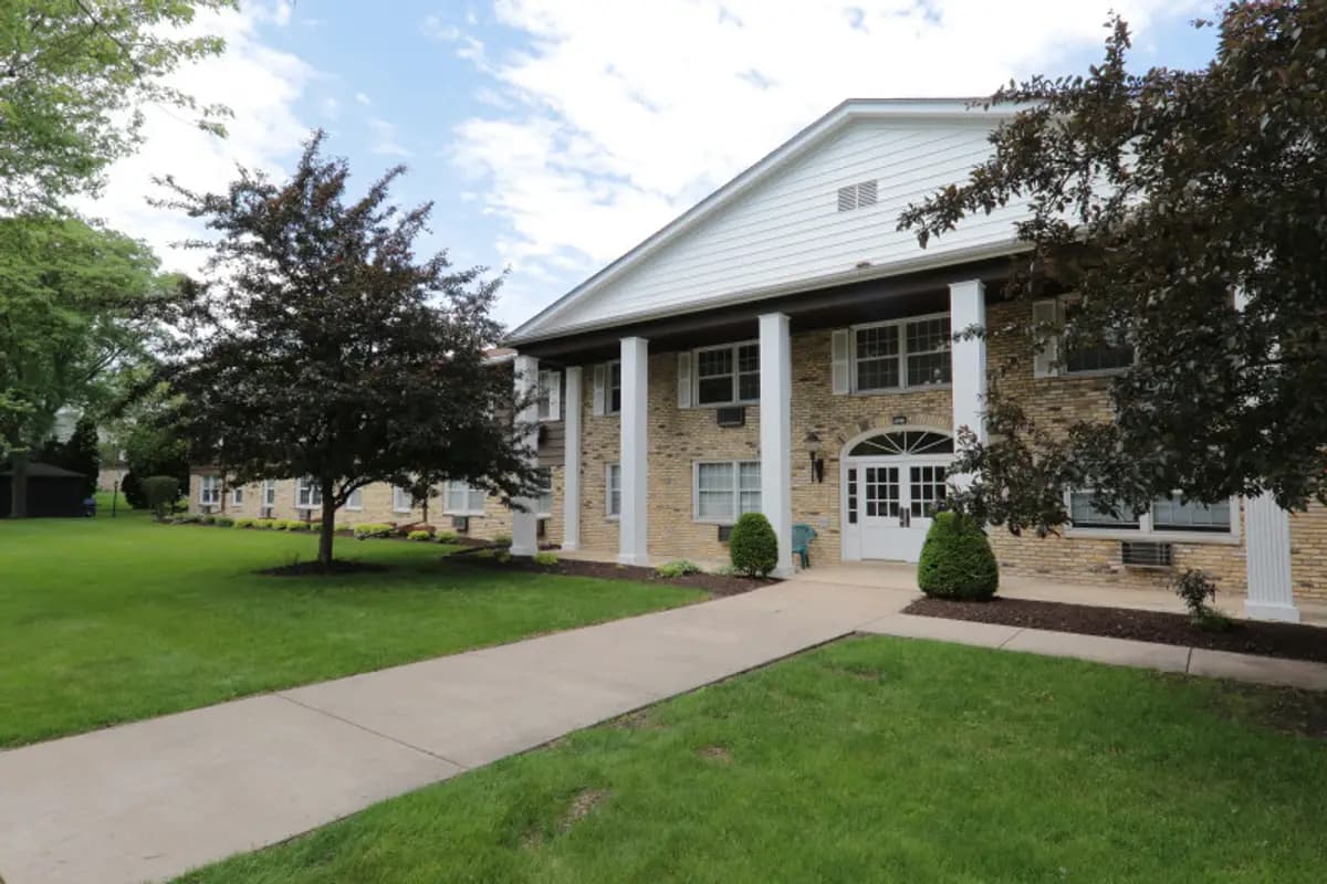 Greenfield apartments for rent - image - 48-on-cold-spring-greenfield-wi-front-view.jpg