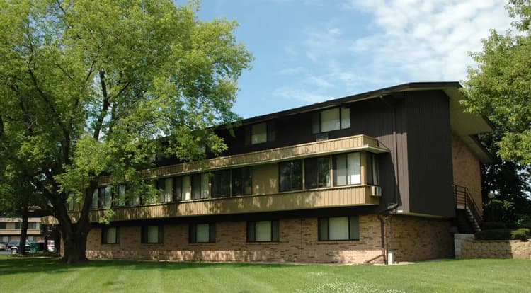 Greenfield apartments for rent - image - 030.jpg