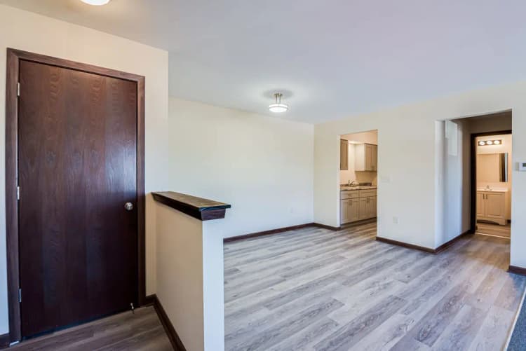 Greenfield apartments for rent - image - 4340-West-Loomis-Full-Size-20.jpg