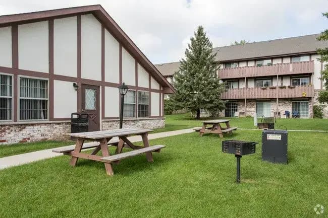 Greenfield apartments for rent - image - english-meadows-exterior931184-1920w.webp