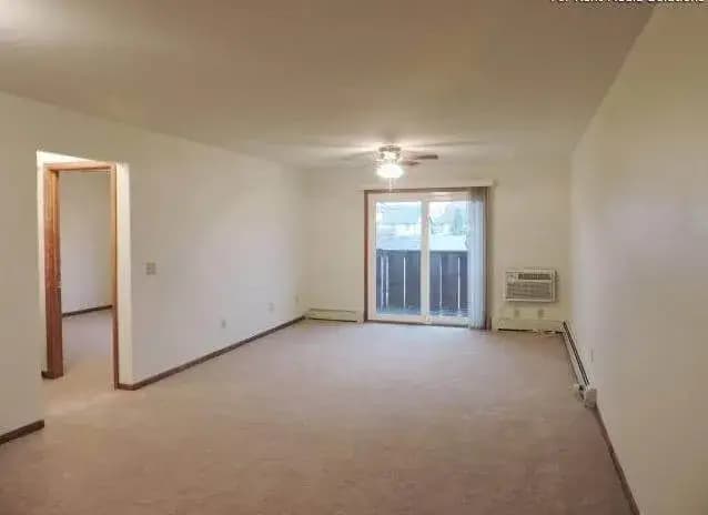 Greenfield apartments for rent - image - english-meadows-interior978201-1920w.webp