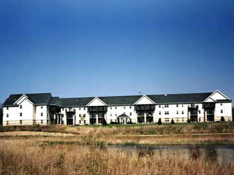 Greenfield apartments for rent - image - white-oaks-exterior272745-1920w.webp