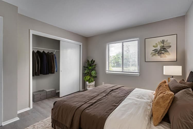 Greenfield apartments for rent - image - large (49).jpg