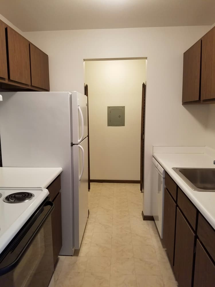 Greenfield apartments for rent - image - original.jpg_9.jpeg
