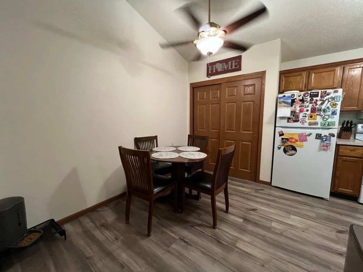 Greenfield apartments for rent - Property image - 10141 W Cold Spring Rd. - 2