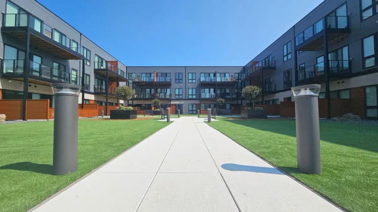 undefined apartments for rent - image - loomis-crossing-courtyard-2.jpg